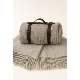 Плед тревел 100% вовна бежевий 140×200 см з ременем Love You