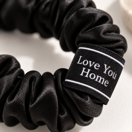Шёлковая резинка для волос Love You Home, 100% натуральный шёлк, чёрная