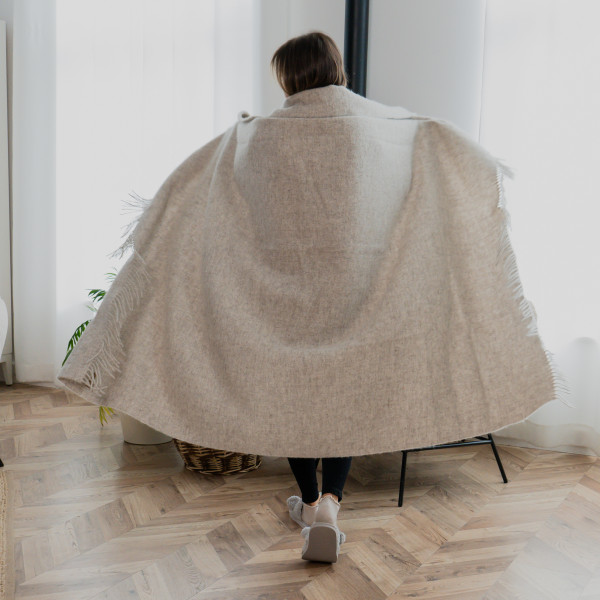 Плед з екологічної вовни бежевий Love You