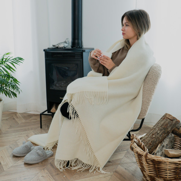 Плед з екологічної вовни білий Love You