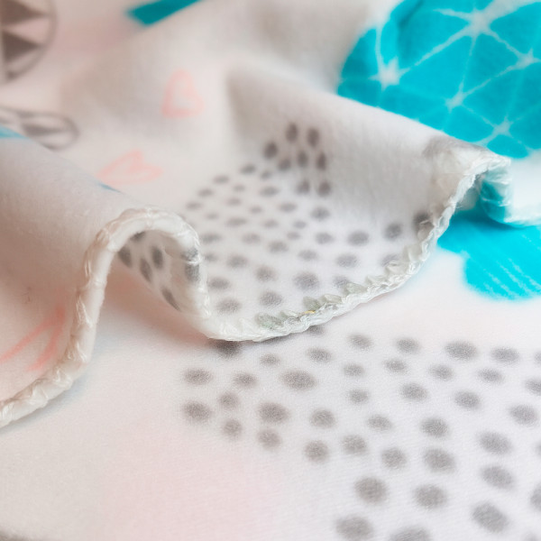 Плед тревел легкий флісовий Ніжні серця 150x200 см з ременем Love You