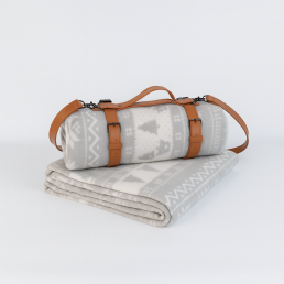 Плед тревел легкий флісовий Срібні олен 150x200 см з ременем Love You