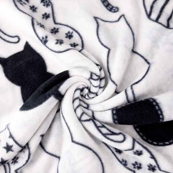 Плед легкий флісовий Чорні та білі котики Love You