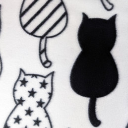 Плед легкий флісовий Чорні та білі котики Love You