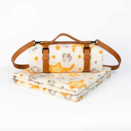 Плед тревел легкий флісовий Місячна казка 150x200 см з ременем Love You