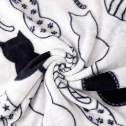 Набір із двох легких флісових пледів Чорні та білі котики 150x200 см Love You